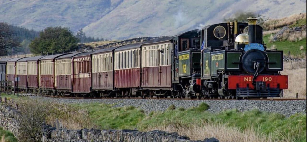 Zip Cottage Sleeps 2-3 Climb Snowdon Zip World Tanygrisiau Zewnętrze zdjęcie